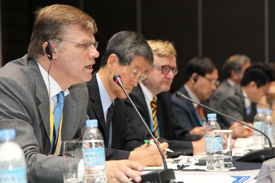 Roundtable Discussion at Yeosu Declaration Forum_image0
