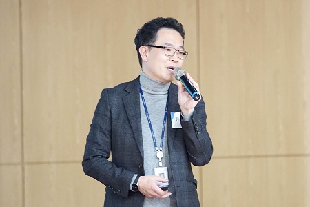 사진 11. 한국해양수산개발원 혁신성장연구실 전형모 실장 주제발표