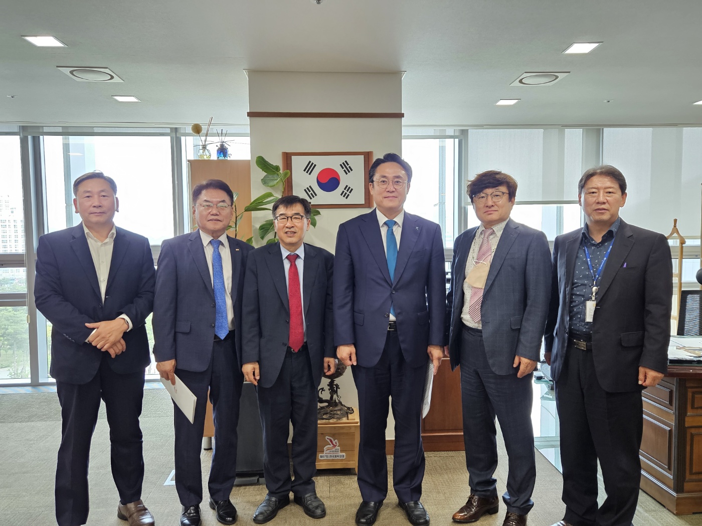 충청남도청 방문
							